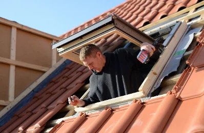 Pose de fenêtres de toit Velux à Burnand